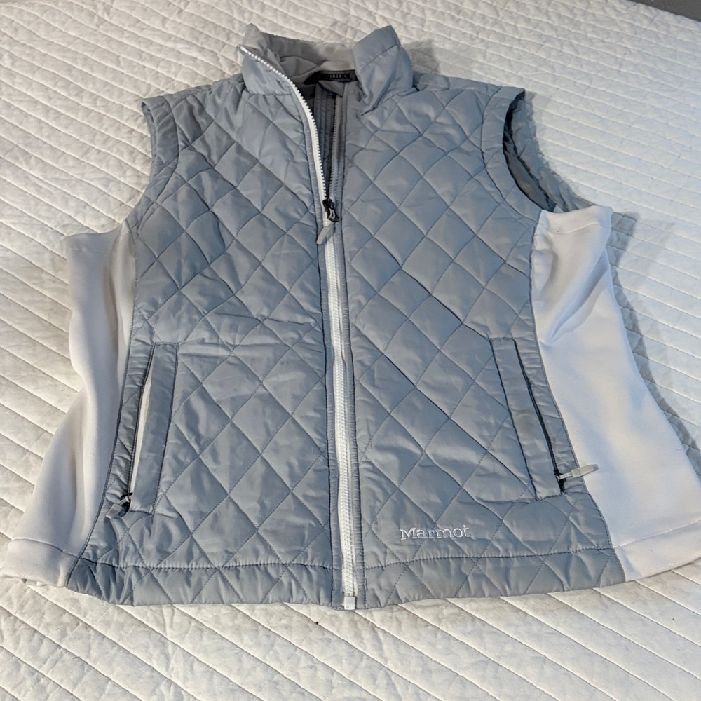 Marmot Quilted Vest in Gray and White